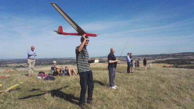 Paul with his Halcyon and Gold Wing Tx waiting to launch